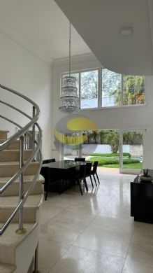 Casa de Condomínio para alugar com 4 quartos, 700m² - Foto 16