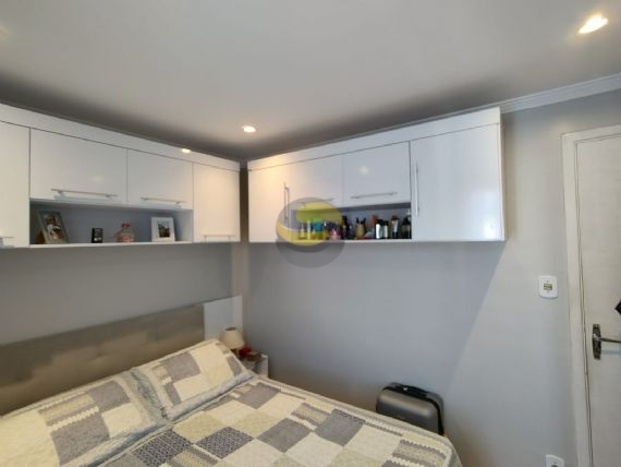 Apartamento à venda com 2 quartos, 45m² - Foto 18