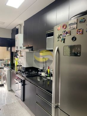 Apartamento à venda com 2 quartos, 57m² - Foto 1