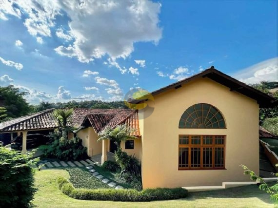 Casa de Condomínio à venda com 4 quartos, 586m² - Foto 4