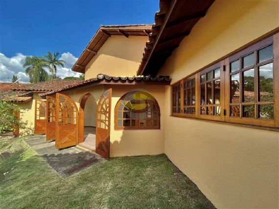 Casa de Condomínio à venda com 4 quartos, 586m² - Foto 19