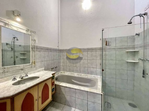 Casa de Condomínio à venda com 4 quartos, 586m² - Foto 39