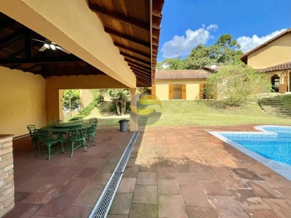 Casa de Condomínio à venda com 4 quartos, 586m² - Foto 49