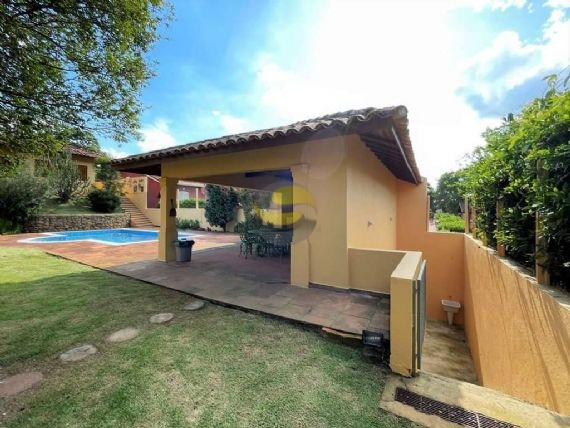 Casa de Condomínio à venda com 4 quartos, 586m² - Foto 51