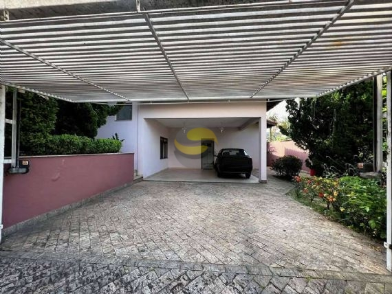 Casa de Condomínio à venda com 3 quartos, 360m² - Foto 5