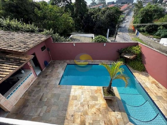 Casa de Condomínio à venda com 3 quartos, 360m² - Foto 35