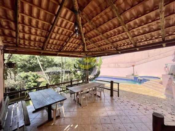 Casa de Condomínio à venda com 3 quartos, 357m² - Foto 45