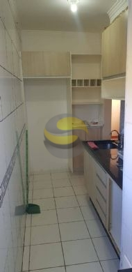 Apartamento à venda com 2 quartos, 45m² - Foto 2