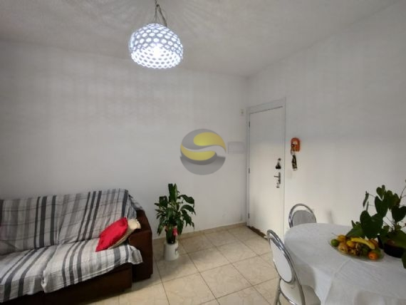 Apartamento à venda com 2 quartos, 45m² - Foto 2