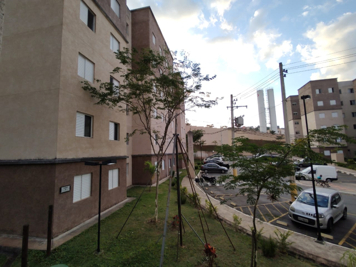 Apartamento à venda com 2 quartos, 45m² - Foto 15