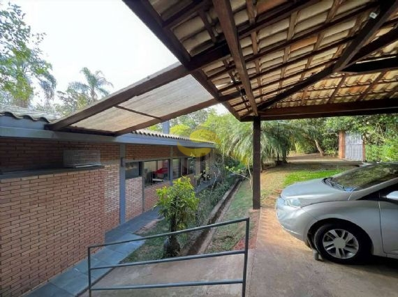 Casa de Condomínio à venda com 5 quartos, 382m² - Foto 2