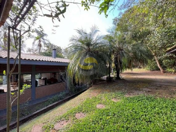 Casa de Condomínio à venda com 5 quartos, 382m² - Foto 3