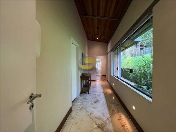 Casa de Condomínio à venda com 5 quartos, 382m² - Foto 28