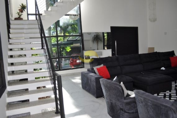 Casa de Condomínio à venda com 3 quartos, 460m² - Foto 8