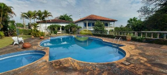 Casa de Condomínio à venda e aluguel com 4 quartos, 700m² - Foto 29