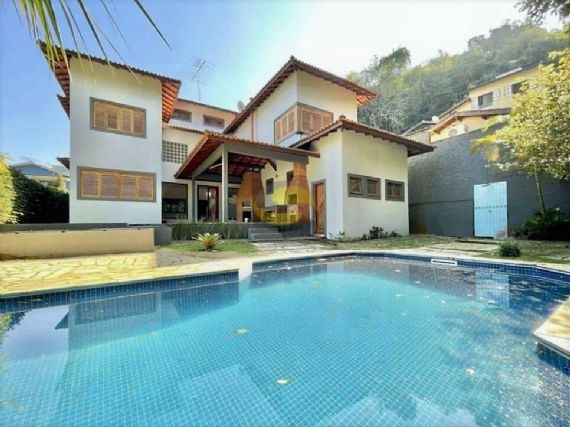 Casa de Condomínio à venda e aluguel com 5 quartos, 311m² - Foto 1