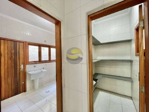 Casa de Condomínio à venda e aluguel com 5 quartos, 311m² - Foto 11