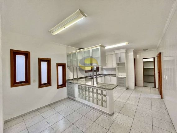 Casa de Condomínio à venda e aluguel com 5 quartos, 311m² - Foto 16