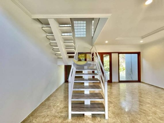 Casa de Condomínio à venda e aluguel com 5 quartos, 311m² - Foto 19