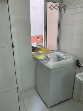 Apartamento à venda com 2 quartos, 70m² - Foto 15