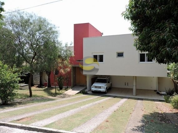 Casa de Condomínio à venda com 4 quartos, 428m² - Foto 2