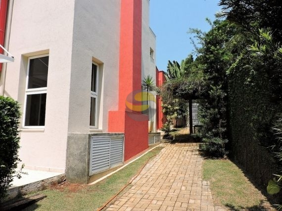 Casa de Condomínio à venda com 4 quartos, 428m² - Foto 27