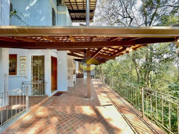 Casa de Condomínio à venda com 4 quartos, 435m² - Foto 4