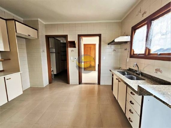 Casa de Condomínio à venda com 4 quartos, 351m² - Foto 18