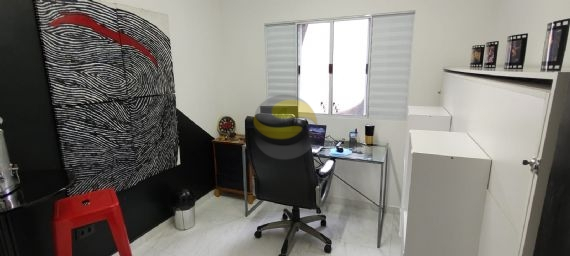 Casa à venda com 3 quartos, 89m² - Foto 11