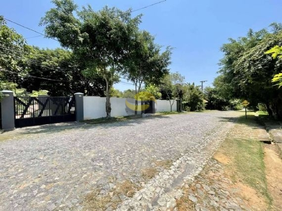 Casa de Condomínio à venda com 4 quartos, 408m² - Foto 2