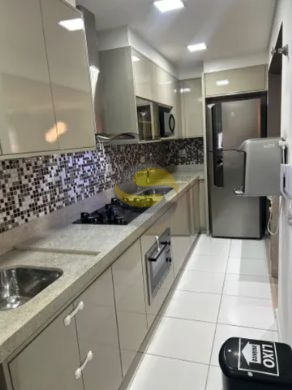 Apartamento à venda com 2 quartos, 65m² - Foto 3