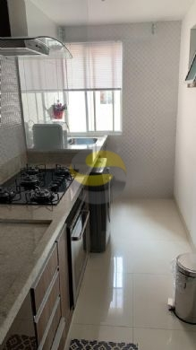 Apartamento à venda com 2 quartos, 70m² - Foto 2