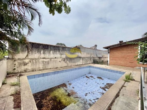 Casa de Condomínio à venda com 4 quartos, 353m² - Foto 8