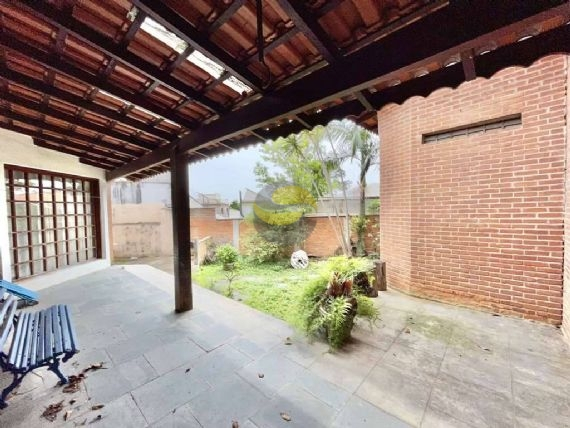 Casa de Condomínio à venda com 4 quartos, 353m² - Foto 14