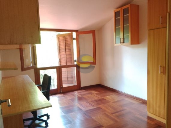 Casa de Condomínio para alugar com 3 quartos, 212m² - Foto 11