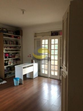 Casa de Condomínio à venda com 3 quartos, 400m² - Foto 6