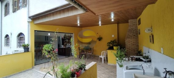 Casa à venda com 4 quartos, 250m² - Foto 14