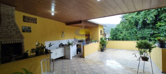 Casa à venda com 4 quartos, 250m² - Foto 17