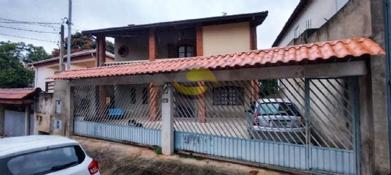 Casa à venda com 4 quartos, 250m² - Foto 27