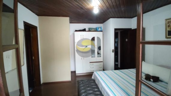 Casa à venda com 4 quartos, 250m² - Foto 30