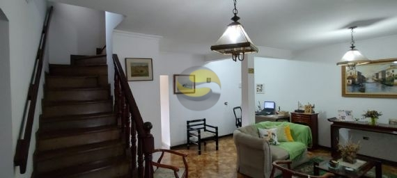 Casa à venda com 4 quartos, 250m² - Foto 33