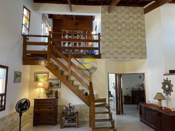 Casa de Condomínio à venda com 3 quartos, 301m² - Foto 2