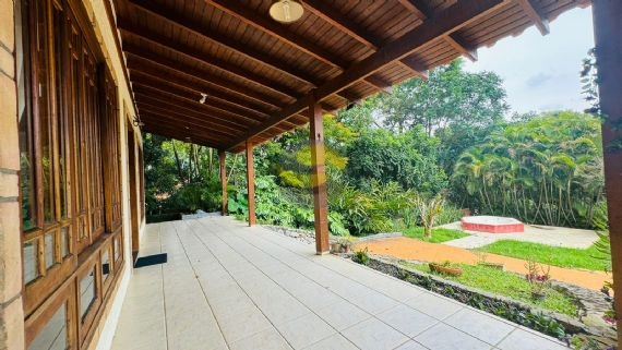 Casa de Condomínio à venda com 3 quartos, 350m² - Foto 8