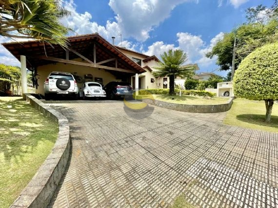 Casa de Condomínio à venda com 3 quartos, 319m² - Foto 4