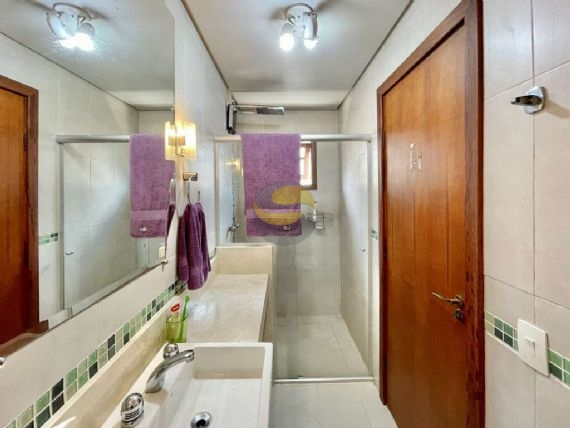 Casa de Condomínio à venda com 3 quartos, 319m² - Foto 33