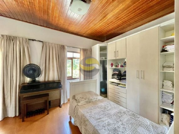 Casa de Condomínio à venda com 3 quartos, 215m² - Foto 16