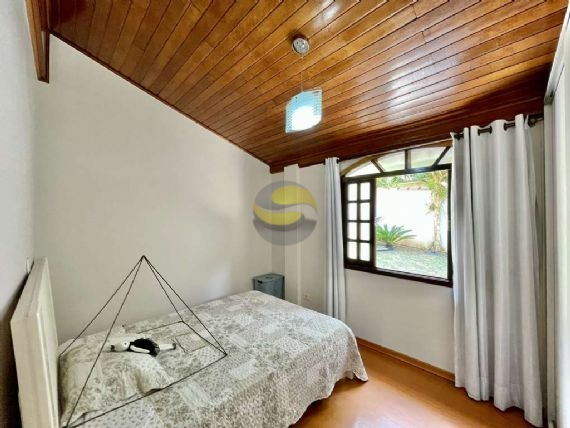 Casa de Condomínio à venda com 3 quartos, 215m² - Foto 21